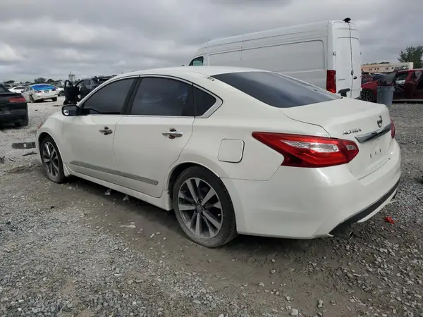 1N4AL3AP4GC110637 2016 NISSAN ALTIMA - Image 2