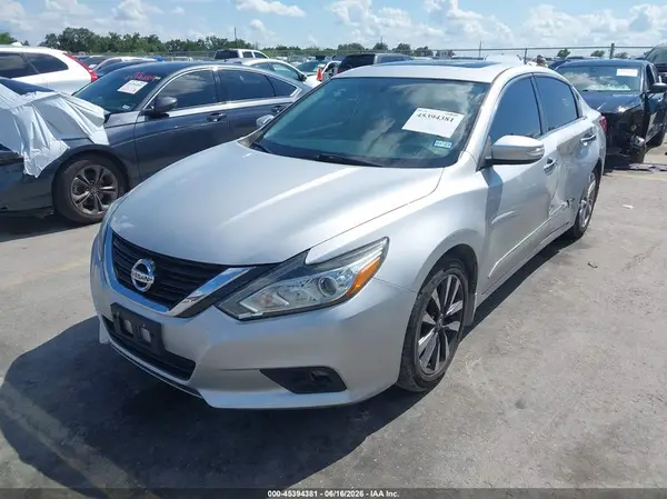 1N4AL3AP4GC112159 2016 NISSAN ALTIMA - Image 2