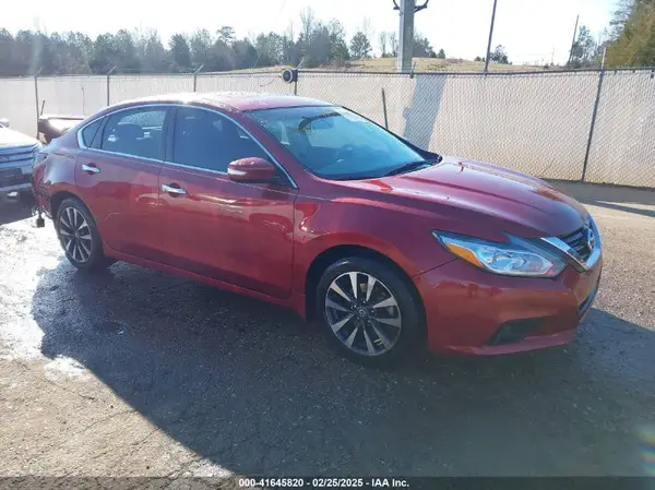 1N4AL3AP4GC112596 2016 NISSAN ALTIMA - Image 1