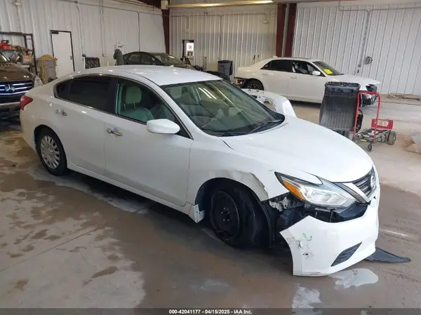 1N4AL3AP4GC114218 2016 NISSAN ALTIMA - Image 1