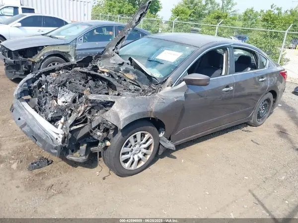 1N4AL3AP4GC114350 2016 NISSAN ALTIMA - Image 2