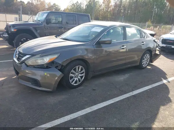 1N4AL3AP4GC120116 2016 NISSAN ALTIMA - Image 2