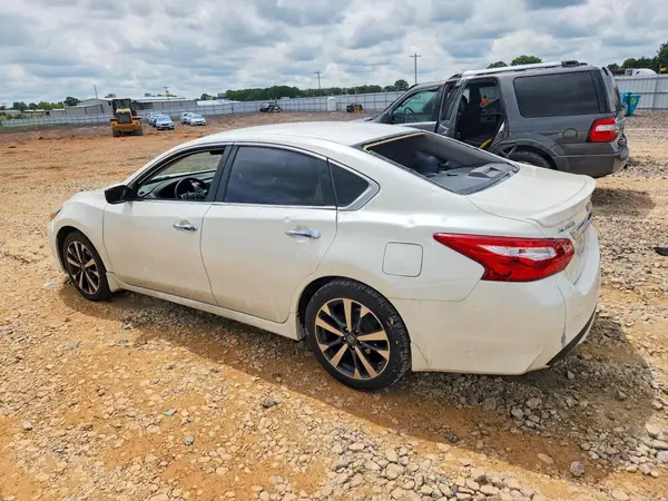 1N4AL3AP4GC125977 2016 NISSAN ALTIMA - Image 2