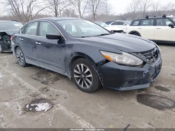1N4AL3AP4GC127115 2016 NISSAN ALTIMA - Image 1