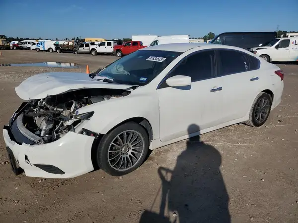 1N4AL3AP4GC127731 2016 NISSAN ALTIMA - Image 1