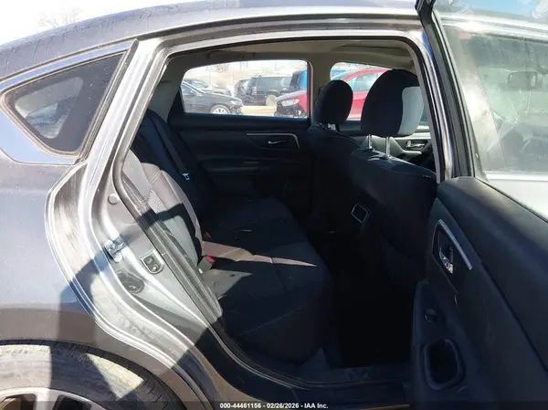 1N4AL3AP4GC129737 2016 NISSAN ALTIMA - Image 8
