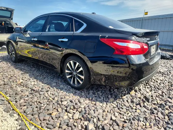 1N4AL3AP4GC130290 2016 NISSAN ALTIMA - Image 2