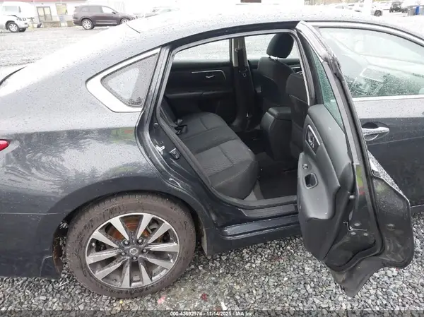 1N4AL3AP4GC130998 2016 NISSAN ALTIMA - Image 8