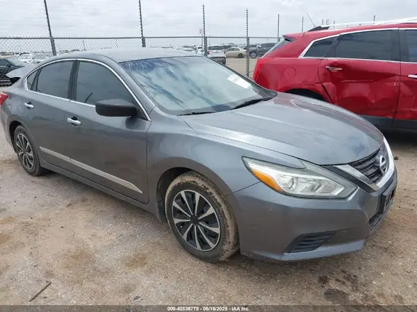 1N4AL3AP4GC132105 2016 NISSAN ALTIMA - Image 1