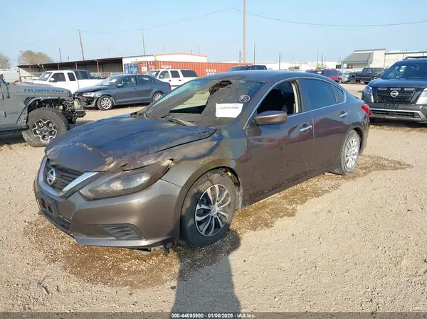 1N4AL3AP4GC139345 2016 NISSAN ALTIMA - Image 2