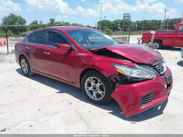 1N4AL3AP4GC141175 2016 NISSAN ALTIMA - Image 1