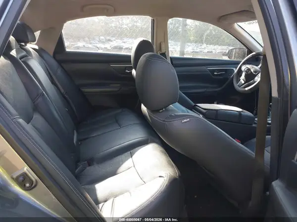 1N4AL3AP4GC141547 2016 NISSAN ALTIMA - Image 8