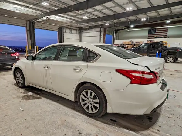 1N4AL3AP4GC143816 2016 NISSAN ALTIMA - Image 2