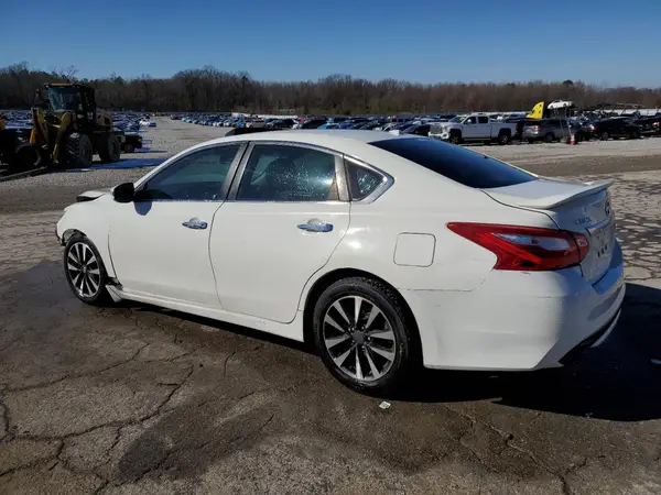 1N4AL3AP4GC150510 2016 NISSAN ALTIMA - Image 2