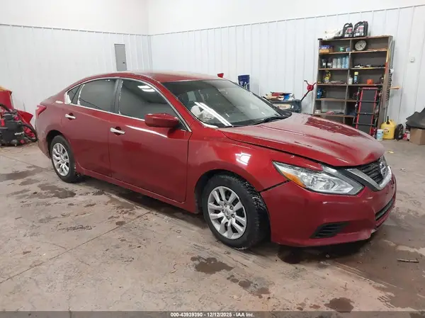 1N4AL3AP4GC152600 2016 NISSAN ALTIMA - Image 1