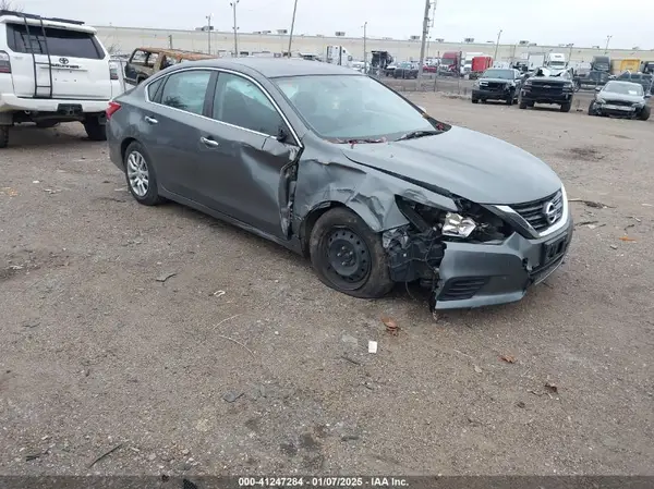 1N4AL3AP4GC152970 2016 NISSAN ALTIMA - Image 1