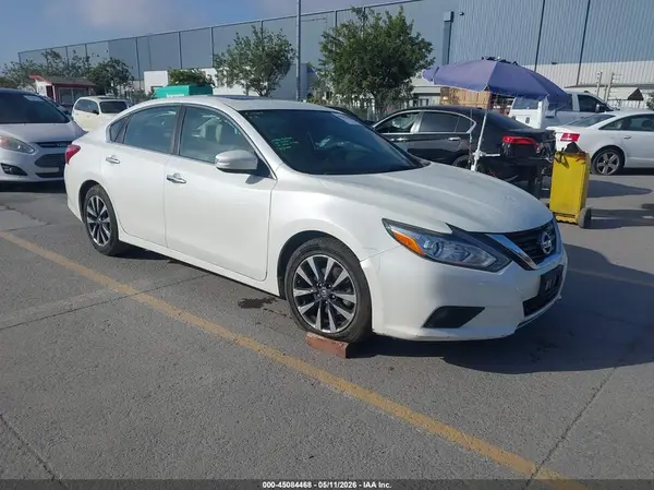 1N4AL3AP4GC153374 2016 NISSAN ALTIMA - Image 1