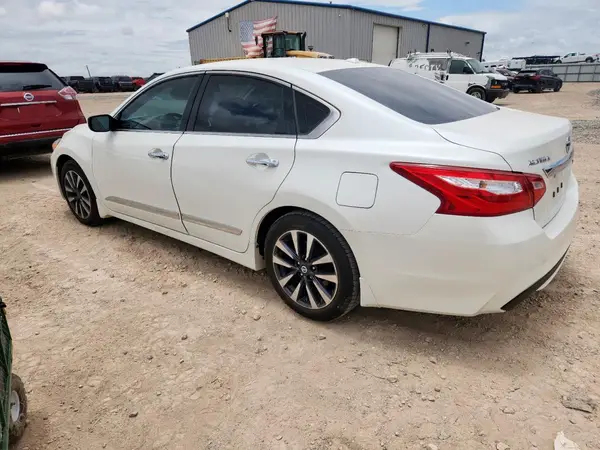 1N4AL3AP4GC155058 2016 NISSAN ALTIMA - Image 2