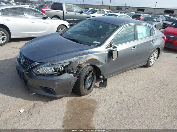 1N4AL3AP4GC161698 2016 NISSAN ALTIMA - Image 2