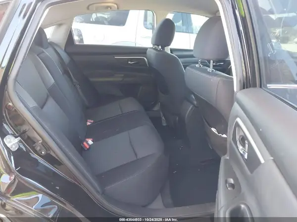 1N4AL3AP4GC168201 2016 NISSAN ALTIMA - Image 8