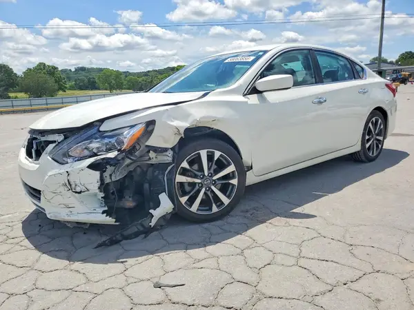 1N4AL3AP4GC174032 2016 NISSAN ALTIMA - Image 1