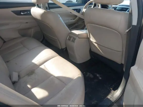 1N4AL3AP4GC176024 2016 NISSAN ALTIMA - Image 8