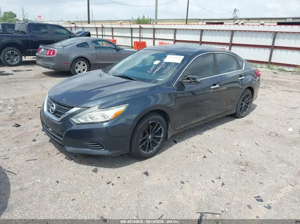 1N4AL3AP4GC176069 2016 NISSAN ALTIMA - Image 2