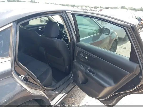 1N4AL3AP4GC176069 2016 NISSAN ALTIMA - Image 8