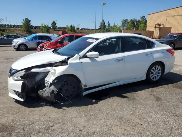 1N4AL3AP4GC179764 2016 NISSAN ALTIMA - Image 1