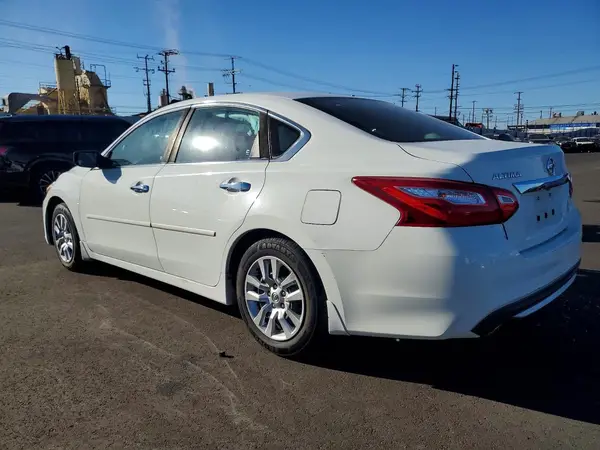 1N4AL3AP4GC180610 2016 NISSAN ALTIMA - Image 2