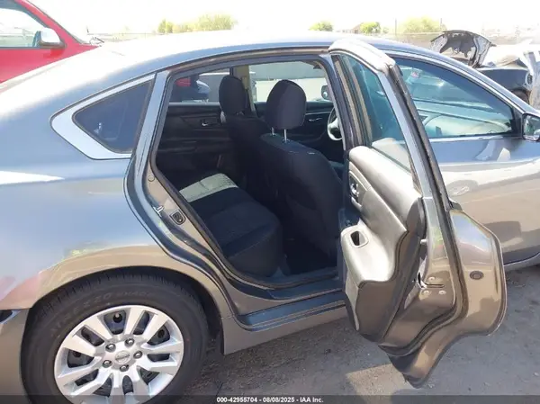 1N4AL3AP4GC182888 2016 NISSAN ALTIMA - Image 8