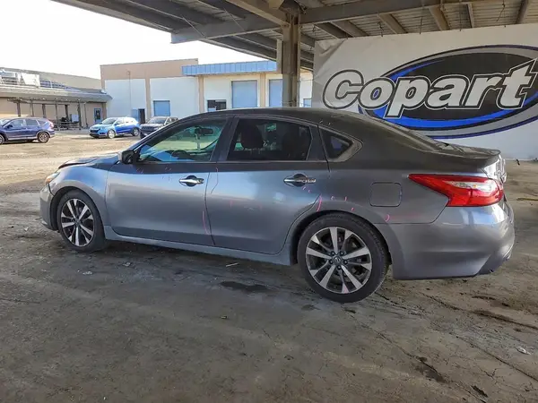 1N4AL3AP4GC195897 2016 NISSAN ALTIMA - Image 2