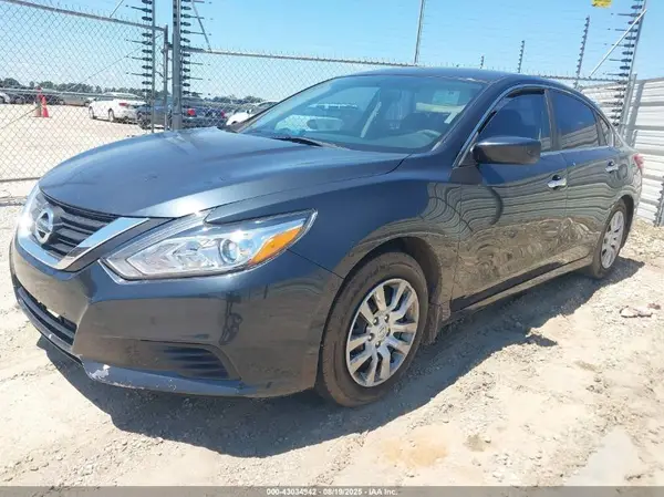 1N4AL3AP4GC203609 2016 NISSAN ALTIMA - Image 2