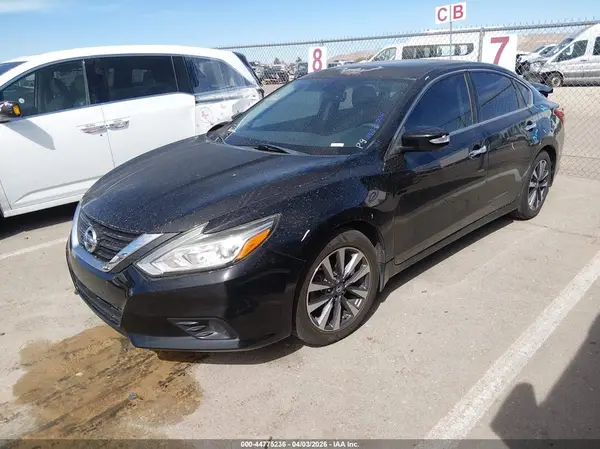 1N4AL3AP4GC209765 2016 NISSAN ALTIMA - Image 2