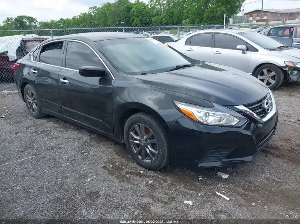 1N4AL3AP4GC212195 2016 NISSAN ALTIMA - Image 1