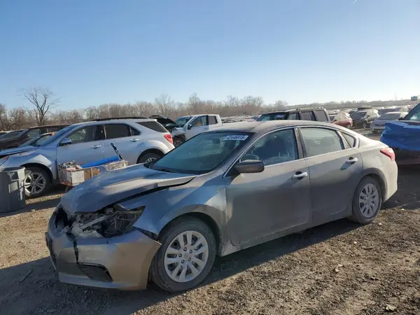 1N4AL3AP4GC232172 2016 NISSAN ALTIMA - Image 1