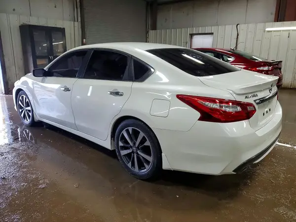 1N4AL3AP4GC232639 2016 NISSAN ALTIMA - Image 2