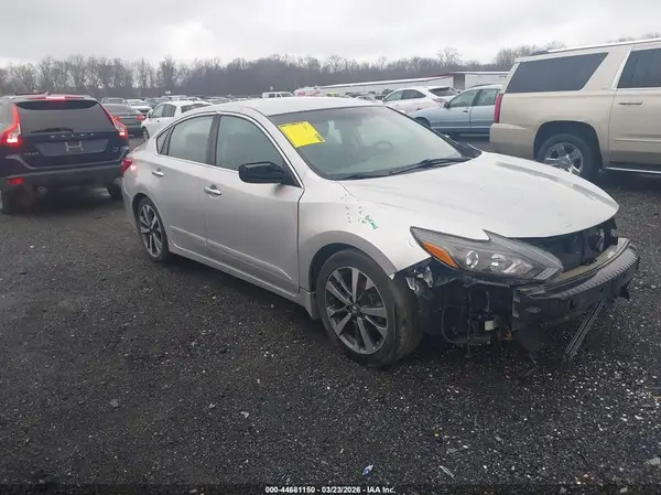 1N4AL3AP4GC234794 2016 NISSAN ALTIMA - Image 1