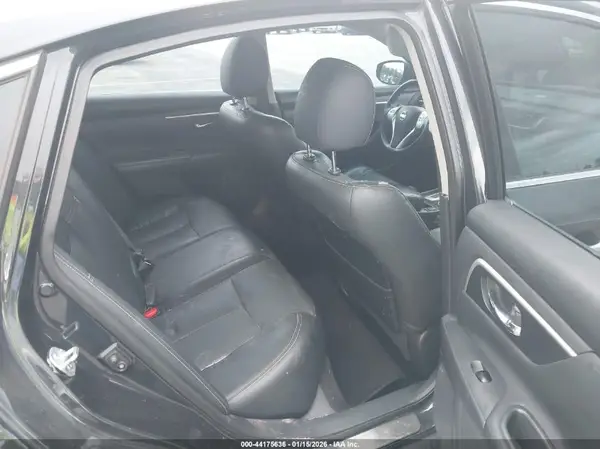 1N4AL3AP4GC243950 2016 NISSAN ALTIMA - Image 8