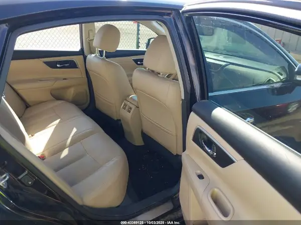1N4AL3AP4GC246430 2016 NISSAN ALTIMA - Image 8