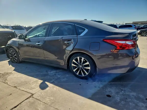 1N4AL3AP4GC252499 2016 NISSAN ALTIMA - Image 2