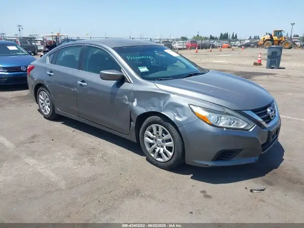 1N4AL3AP4GC253720 2016 NISSAN ALTIMA - Image 1