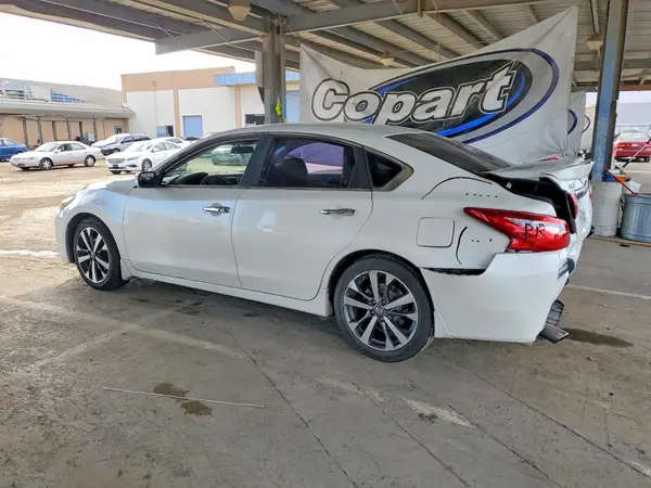 1N4AL3AP4GC253913 2016 NISSAN ALTIMA - Image 2