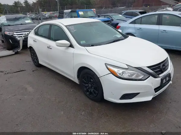 1N4AL3AP4GC258657 2016 NISSAN ALTIMA - Image 1