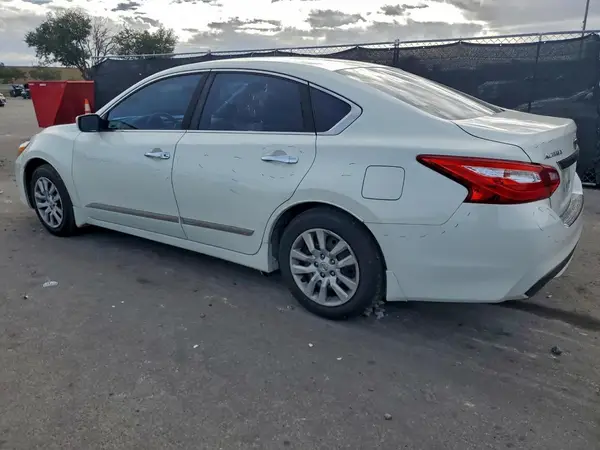1N4AL3AP4GC258822 2016 NISSAN ALTIMA - Image 2