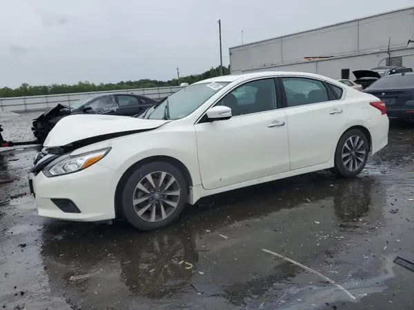 1N4AL3AP4GC263776 2016 NISSAN ALTIMA - Image 1
