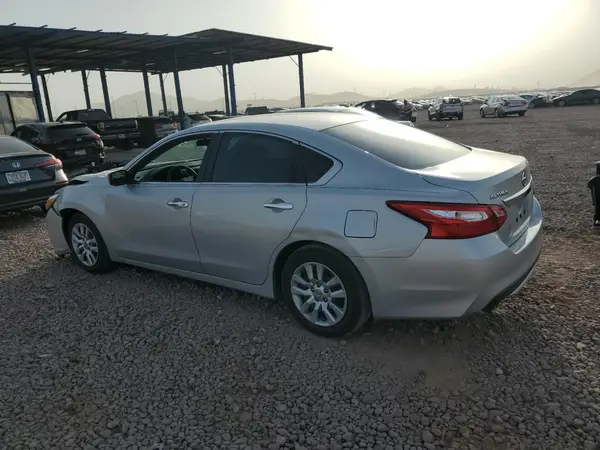 1N4AL3AP4GC266161 2016 NISSAN ALTIMA - Image 2