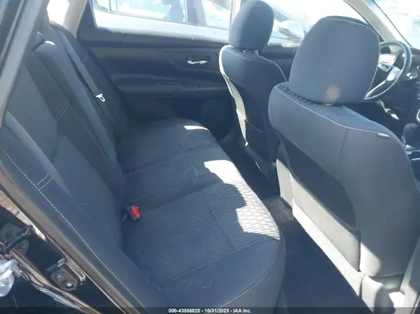 1N4AL3AP4GC272252 2016 NISSAN ALTIMA - Image 8