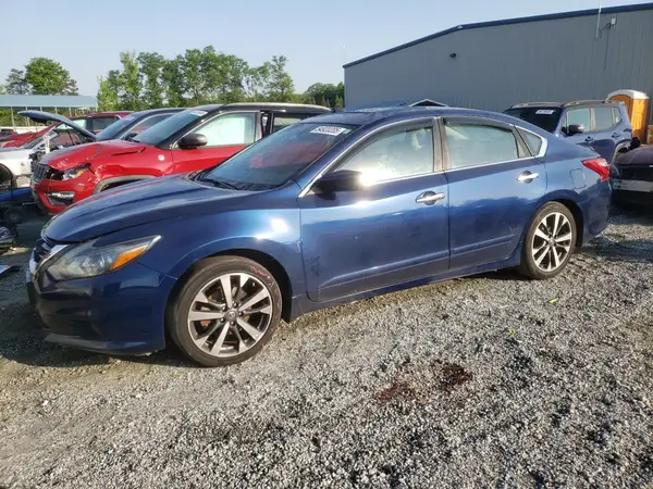 1N4AL3AP4GC275023 2016 NISSAN ALTIMA - Image 1