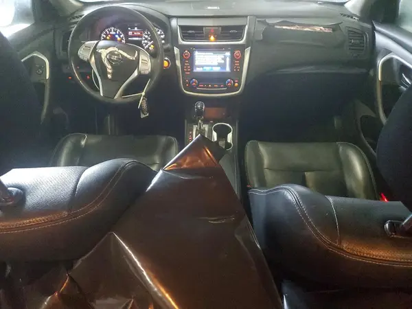1N4AL3AP4GC275670 2016 NISSAN ALTIMA - Image 8